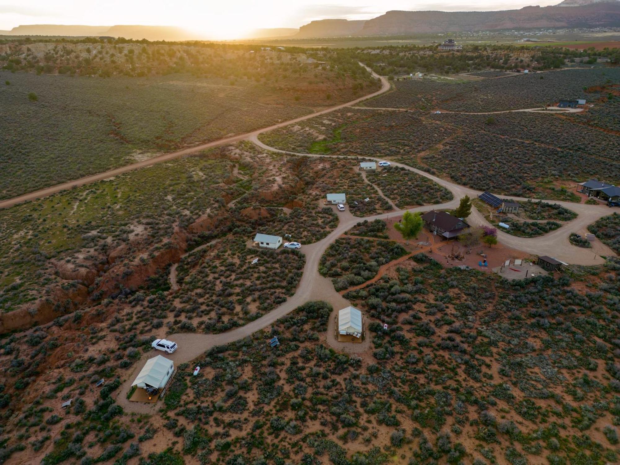 Basecamp 37° Hotel Kanab Luaran gambar